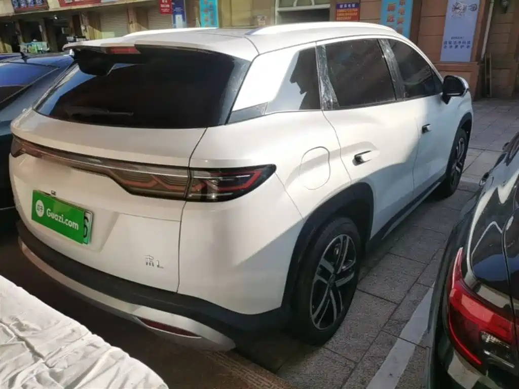 Song L DM-i 112 km Transcend