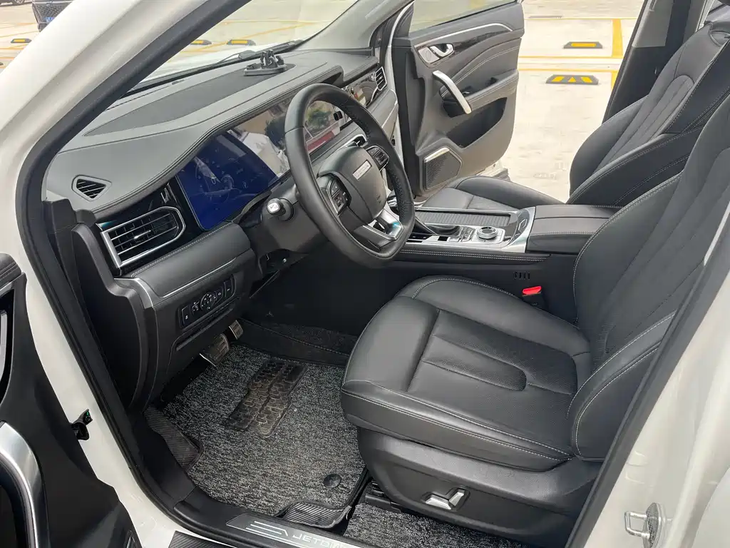 Jetour X90 1.6 T DCT Shadow Supreme 7-seat