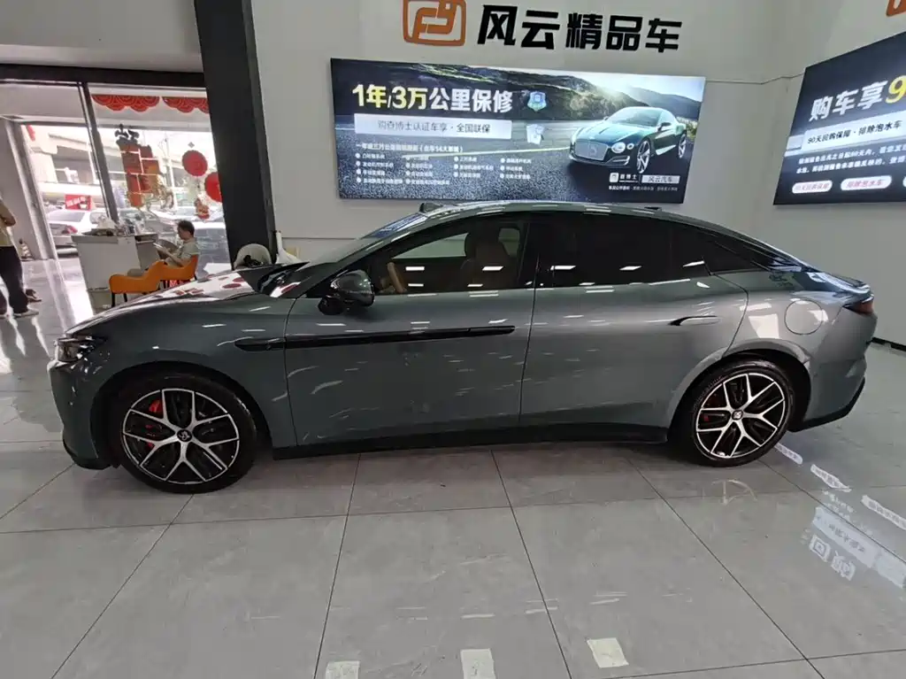 Han L DM-p 4 WD Lidar Flagship