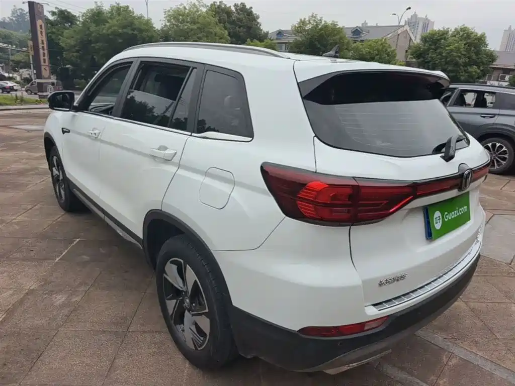 Changan CS75 280 T DCT Distinguished CN-VI