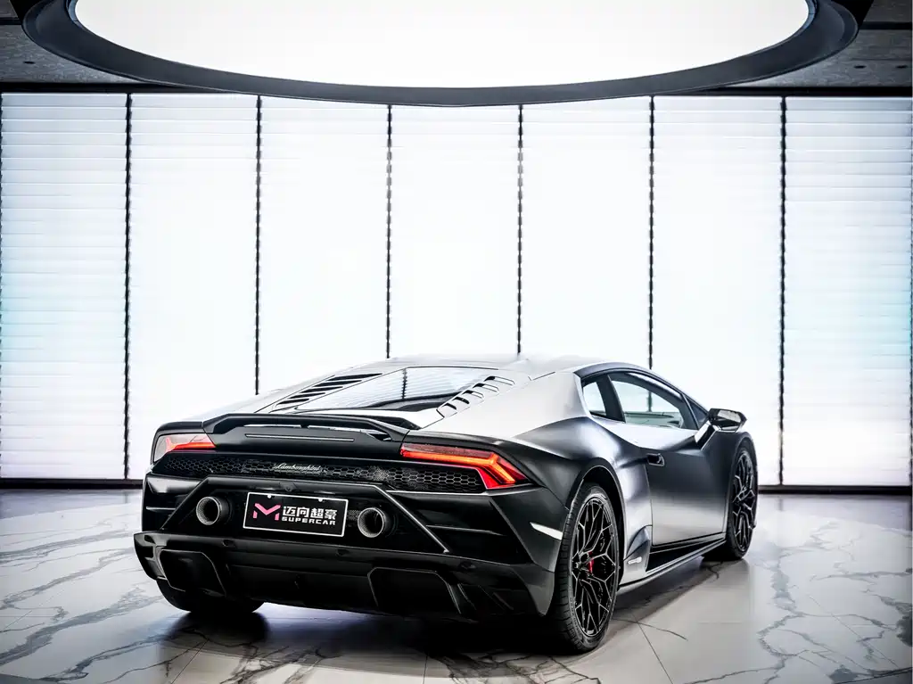 Huracán Huracán EVO RWD