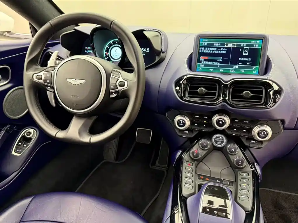 V8 Vantage 4.0 T V8 Coupe