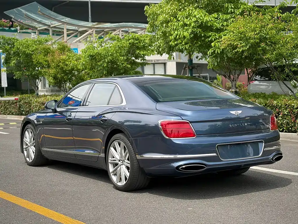Flying Spur 4.0 T V8 Standard