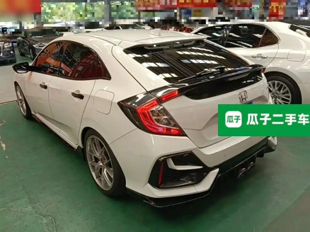 Civic HATCHBACK 220 TURBO CVT Trend Cool Control