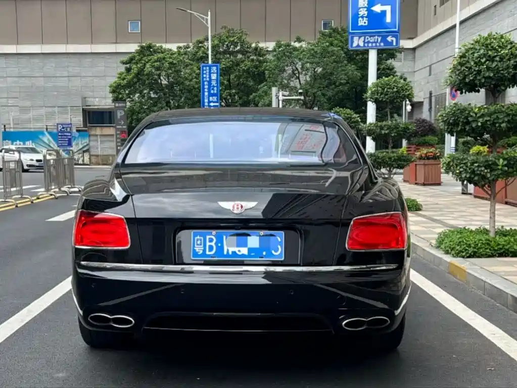 Flying Spur 4.0 T V8 S Standard