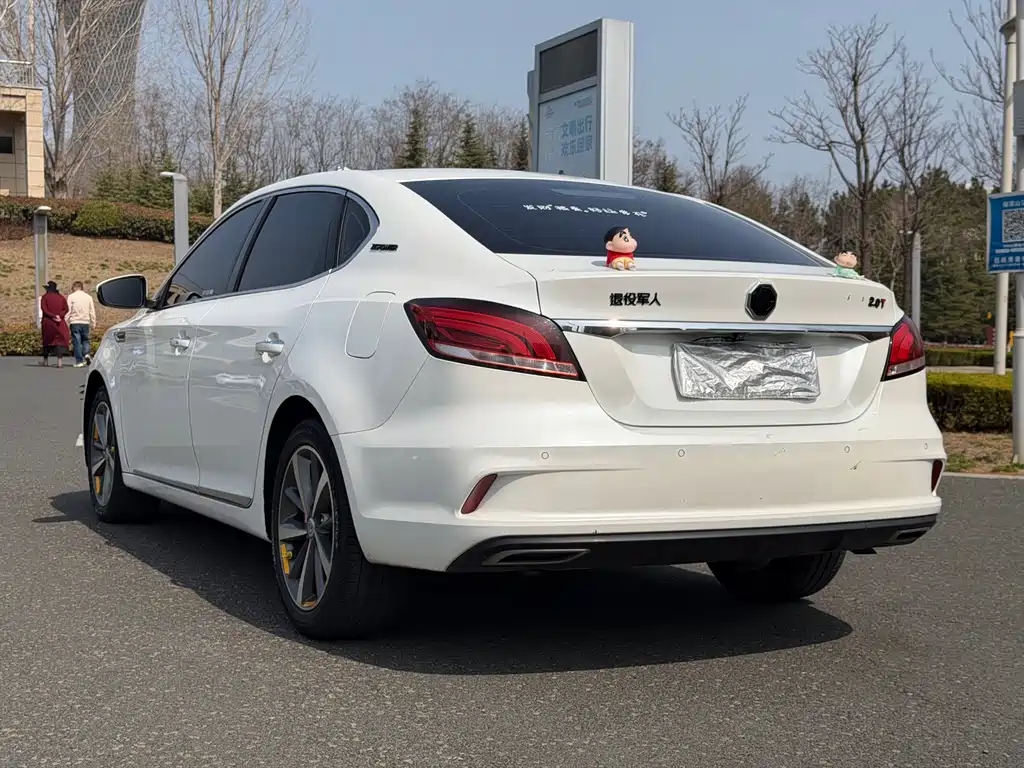 MG6 20 T Auto Sport