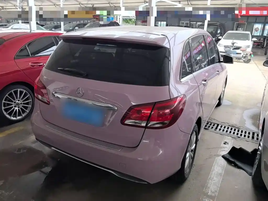 Mercedes-Benz B-Class B 180