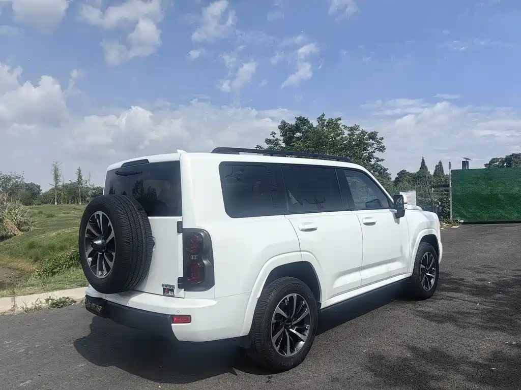 Haval H9 2.4 T Diesel 4 WD Extreme Realm