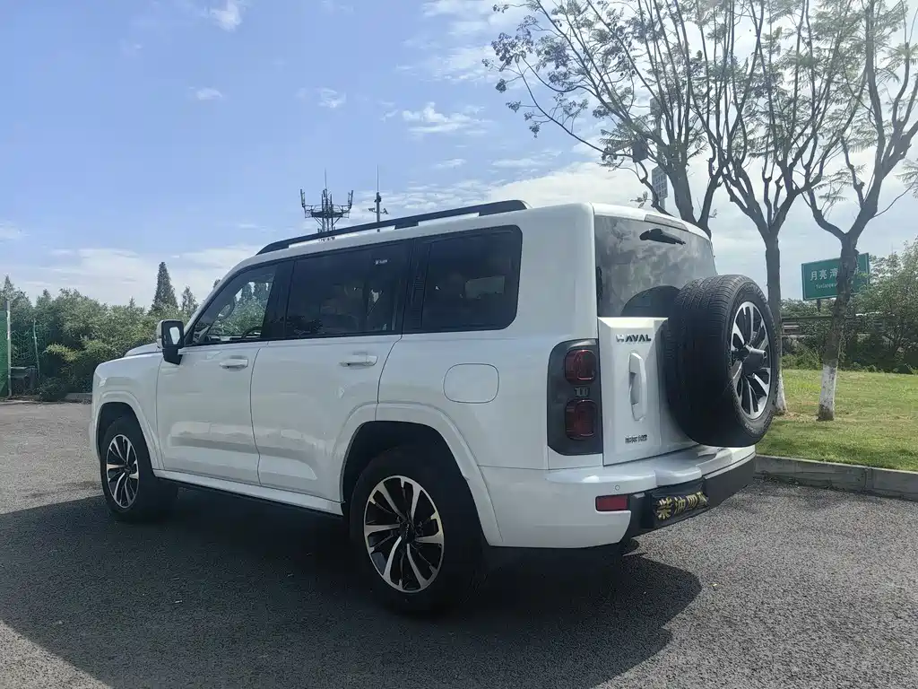 Haval H9 2.4 T Diesel 4 WD Extreme Realm