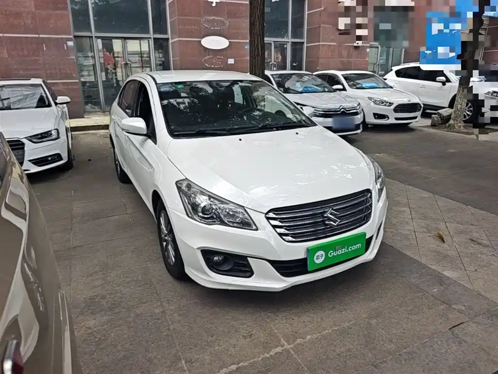 Alivio 1.6 L Auto Comfort Enjoyment
