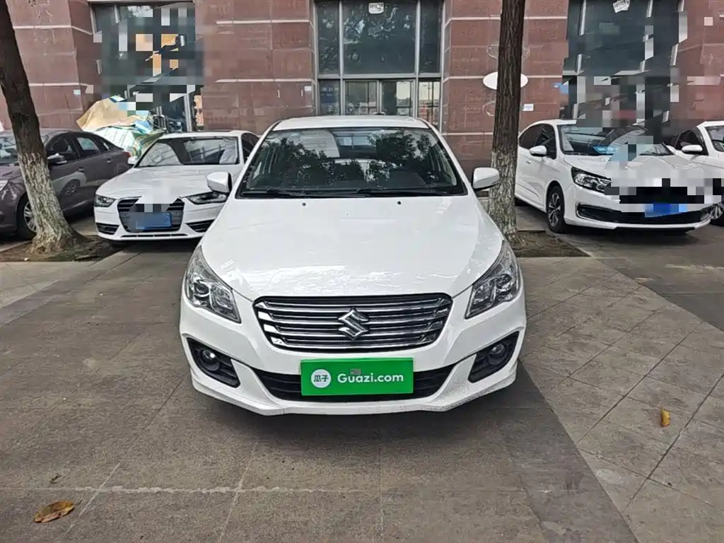 Alivio 1.6 L Auto Comfort Enjoyment