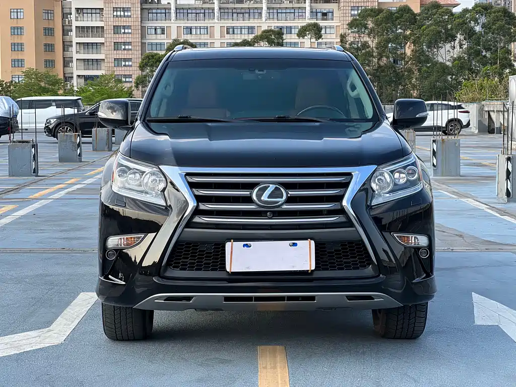Lexus GX 400 Distinguished
