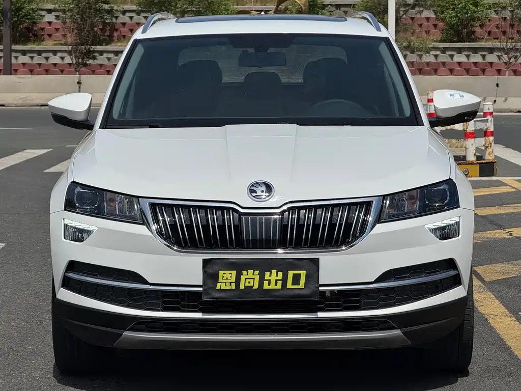 Karoq TSI280 Luxury