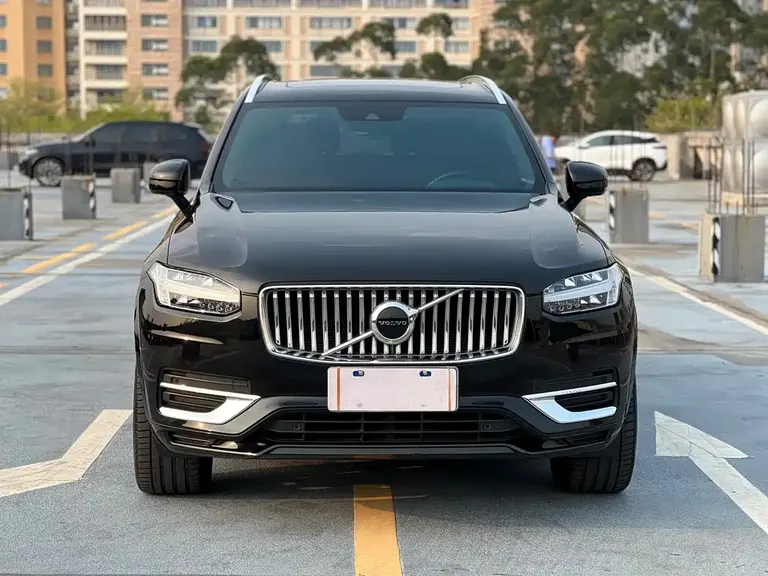 Volvo XC90 沃尔沃XC90 2022款 B6 智逸运动版 7座