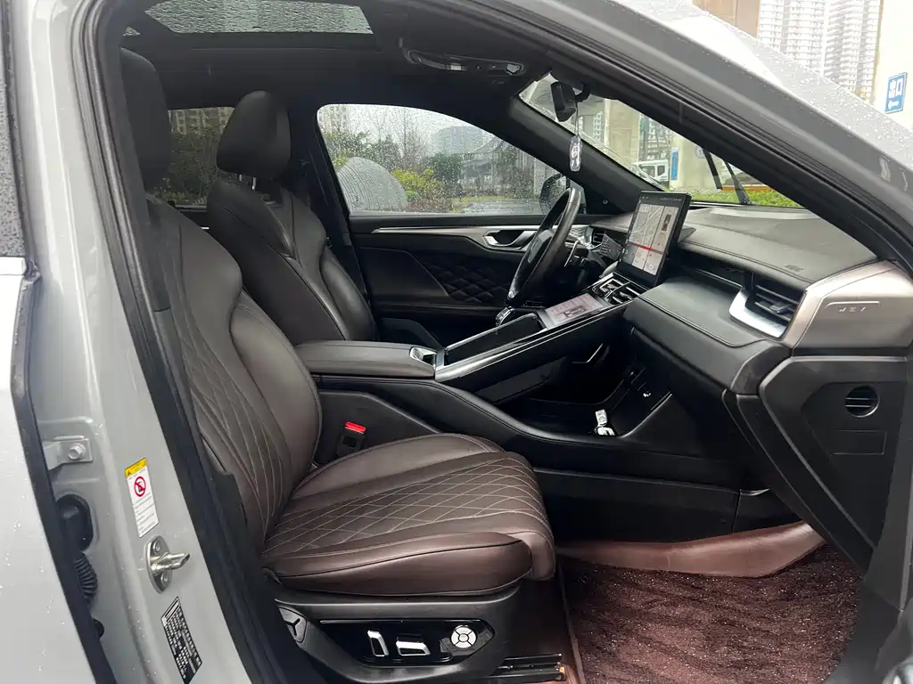 WEY Mocha 2.0 T 4 WD Pure