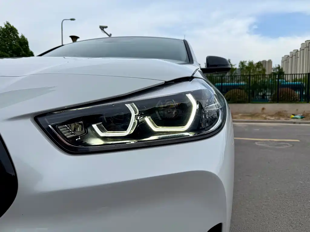 BMW X2 sDrive25 i M Sport Night