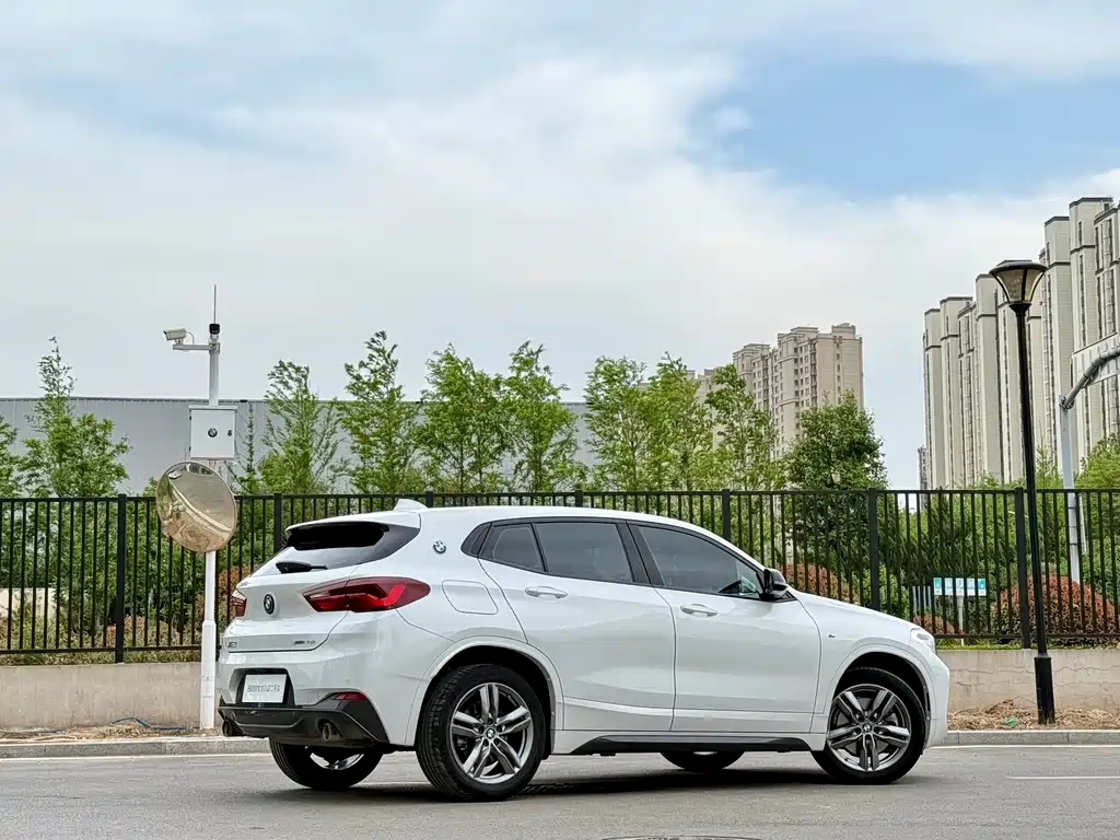BMW X2 sDrive25 i M Sport Night