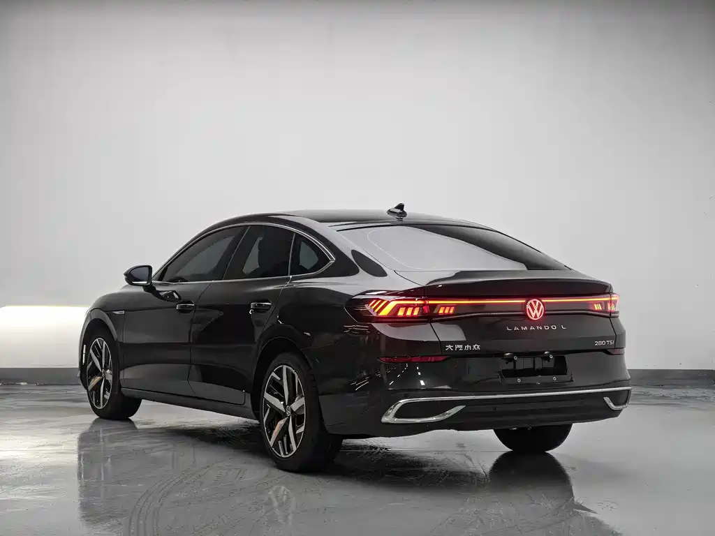 Lamando Lamando L 280 TSI DSG Spicy Cool