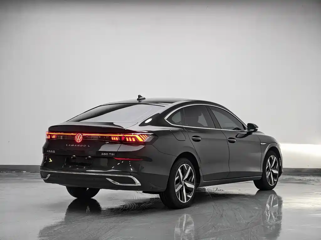 Lamando Lamando L 280 TSI DSG Spicy Cool