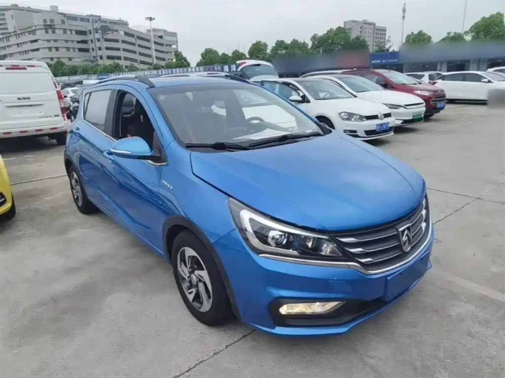 Baojun 310 1.5 L Auto Luxury