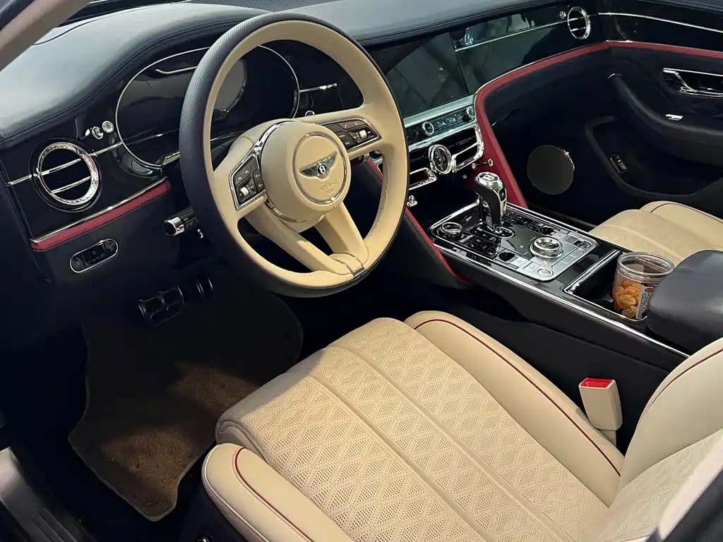 Flying Spur 4.0 T V8 Distinguished