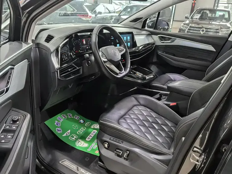 Volkswagen Talagon 380 TSI 4 WD Flagship Victory Realm 6-seat