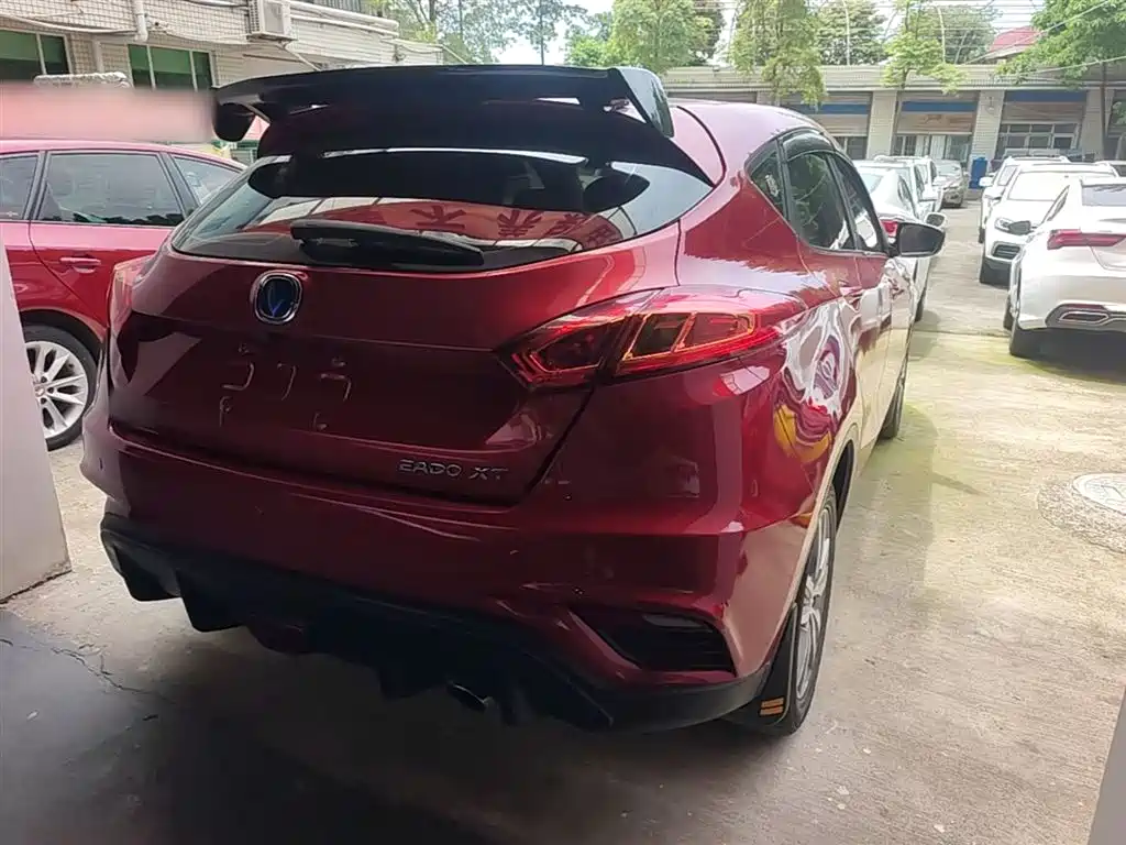 Eado XT 1.6 L Auto Handsome Cool CN-IV