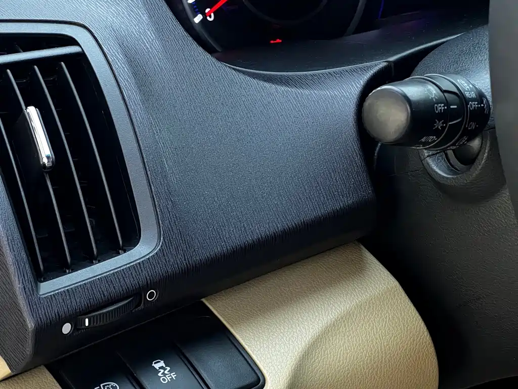 Odyssey 2.4 L Luxury