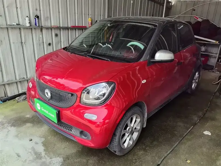 smart forfour 1.0 L 52 kW Agile