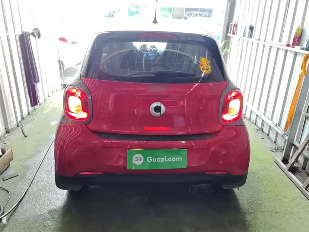 smart forfour 1.0 L 52 kW Agile