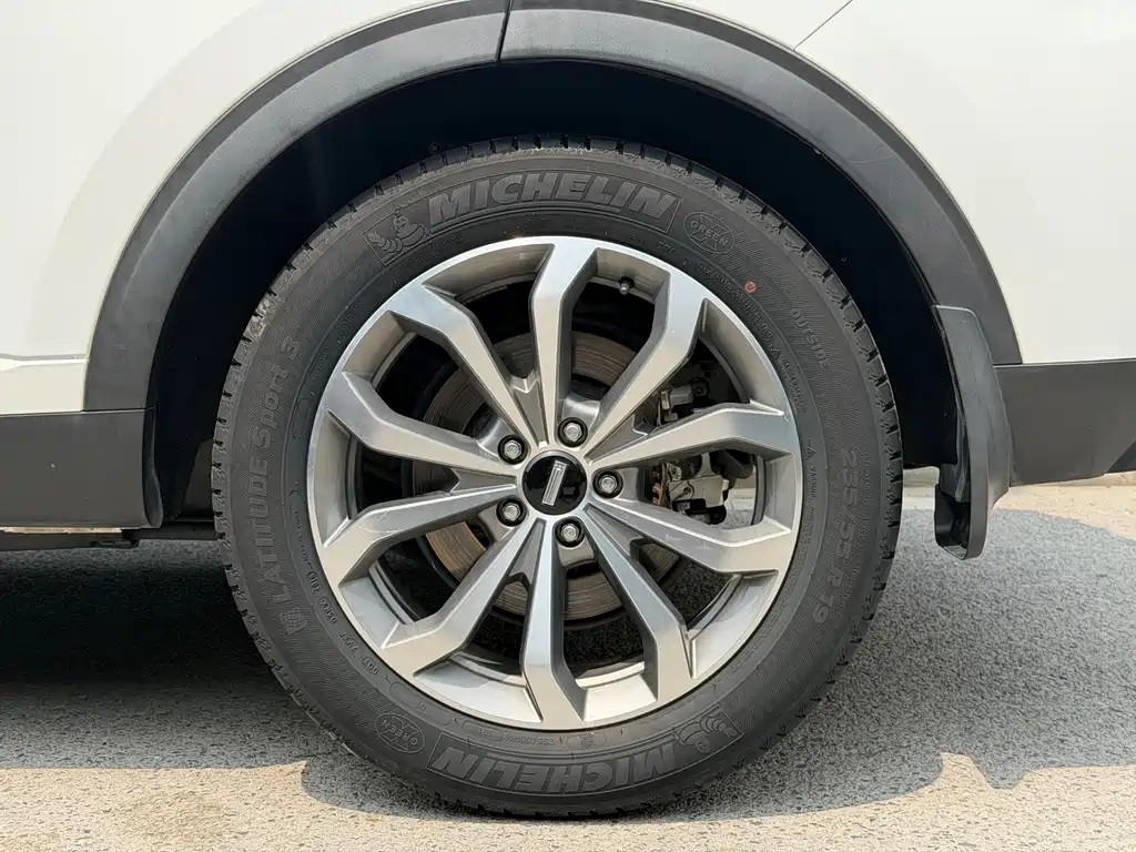 WEY VV6 2.0 T 2 WD Super Luxury CN-V