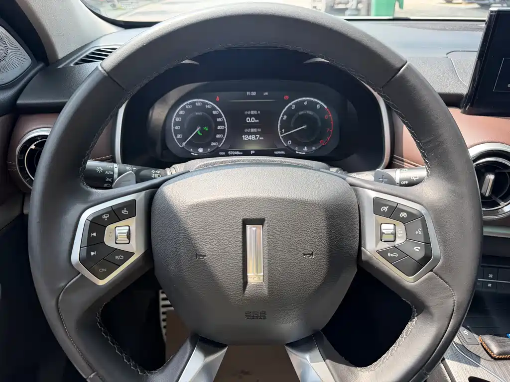 WEY VV6 2.0 T 2 WD Super Luxury CN-V