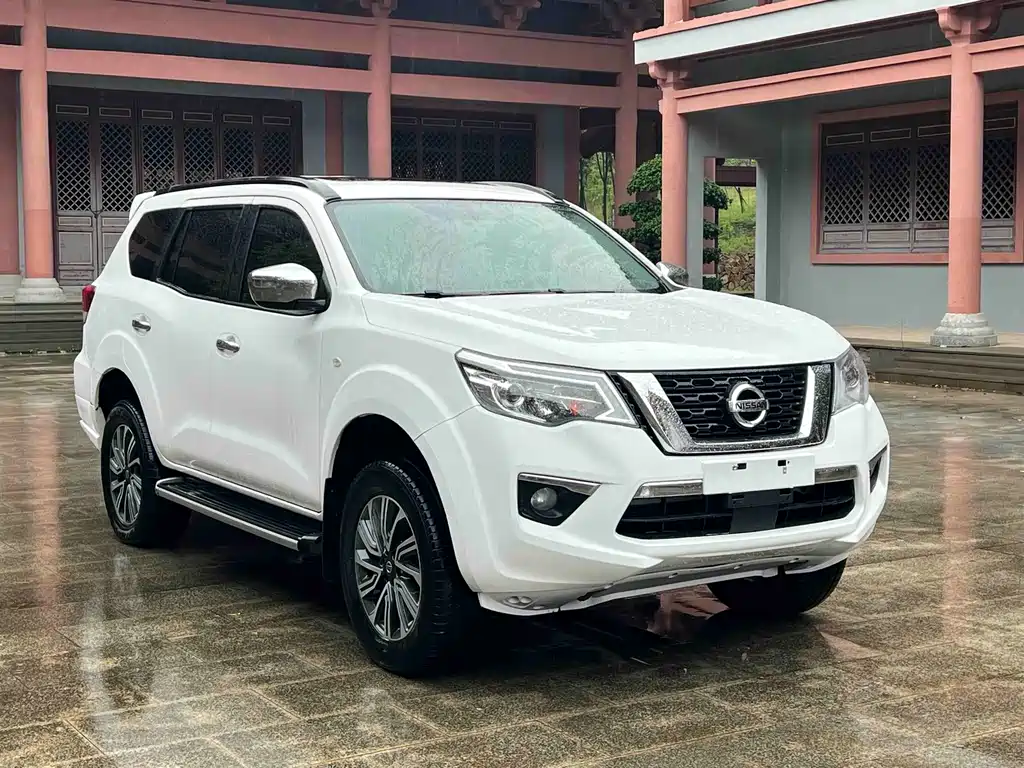Terra 2.5 L Auto 4 WD Luxury