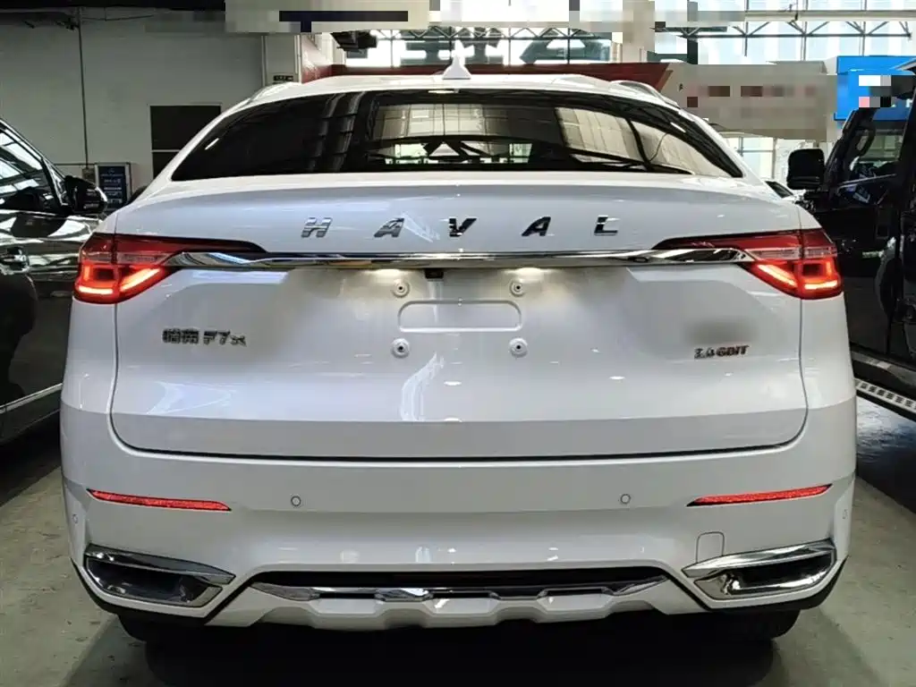 Haval F7 x 2.0 T 2 WD Ultimate Smart Tech
