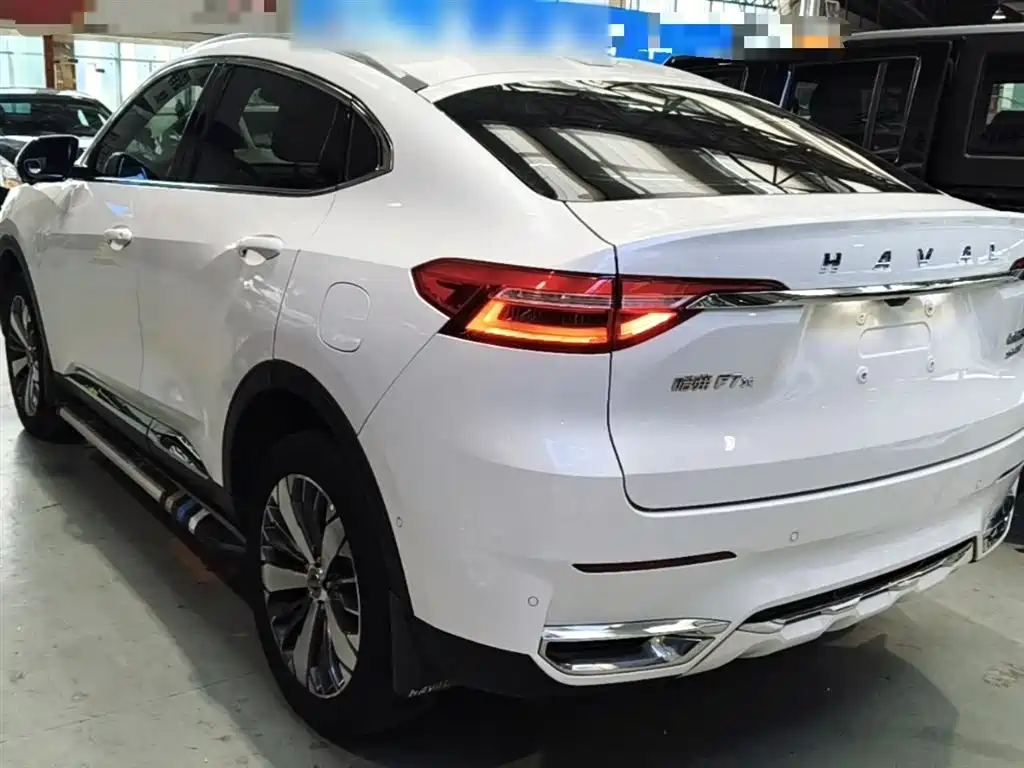 Haval F7 x 2.0 T 2 WD Ultimate Smart Tech