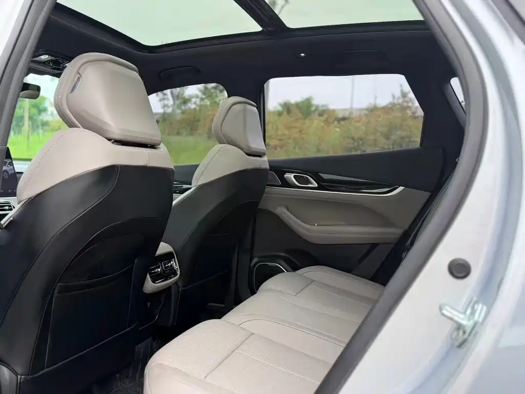 Boyue L 4 th Gen 1.5 TD DCT Splendid