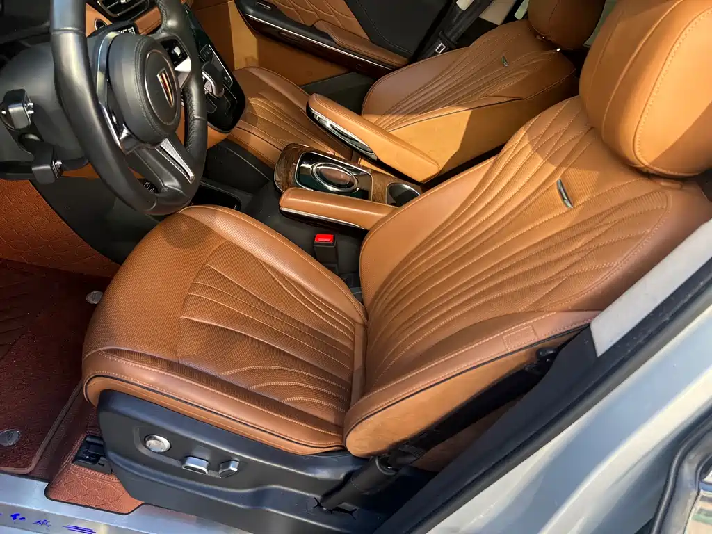 Hongqi HQ9 2.0 T Connected Flagship