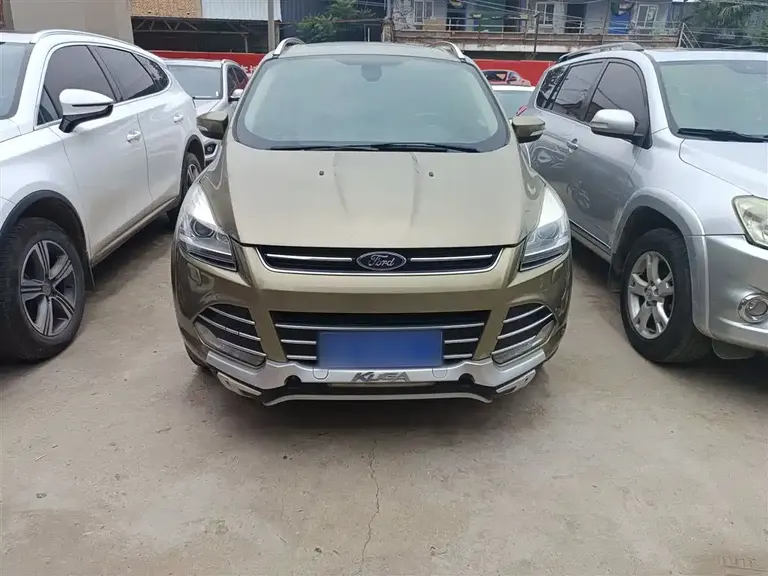 Ford Kuga 2.0 L GTDi 4 WD Sport