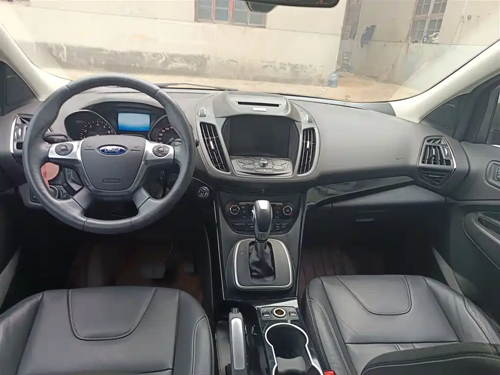 Kuga 2.0 L GTDi 4 WD Sport
