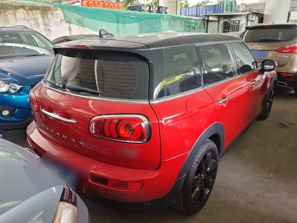 MINI CLUBMAN Facelift 1.5 T COOPER Connoisseur