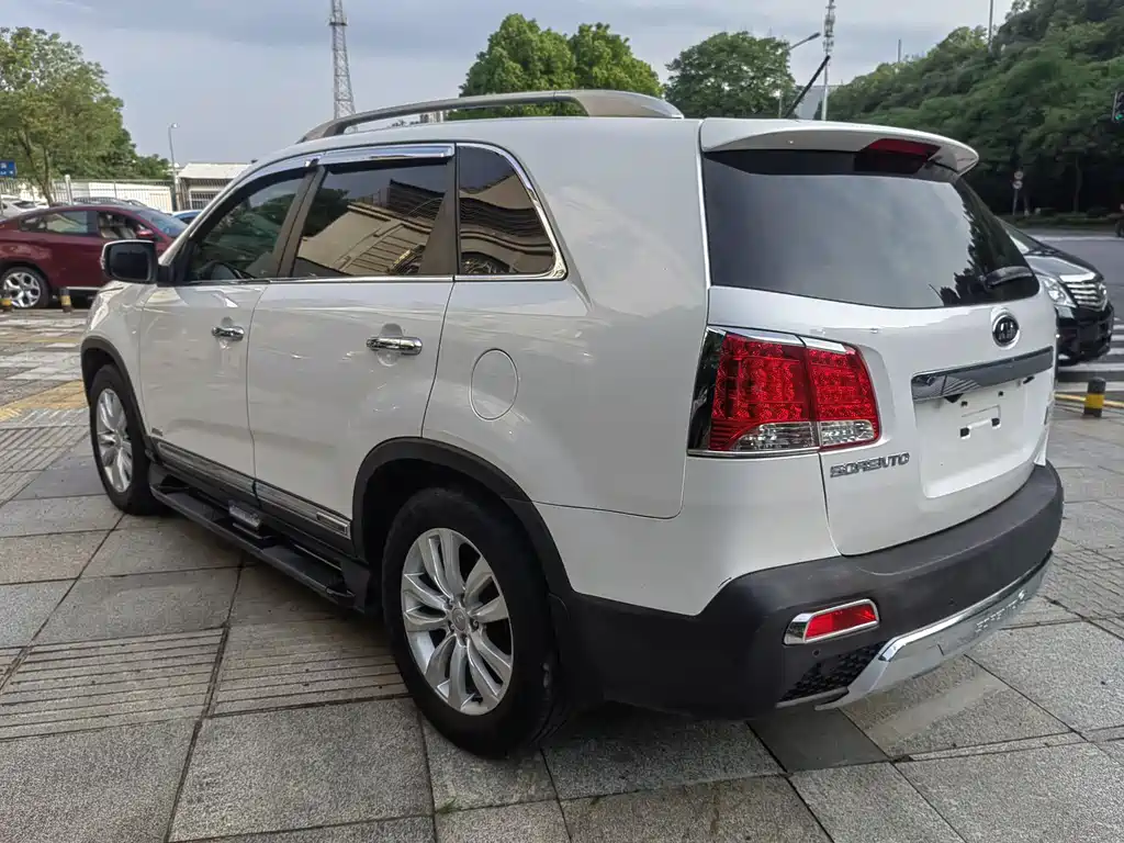 Sorento 索兰托 2012款 2.2 T 柴油豪华版