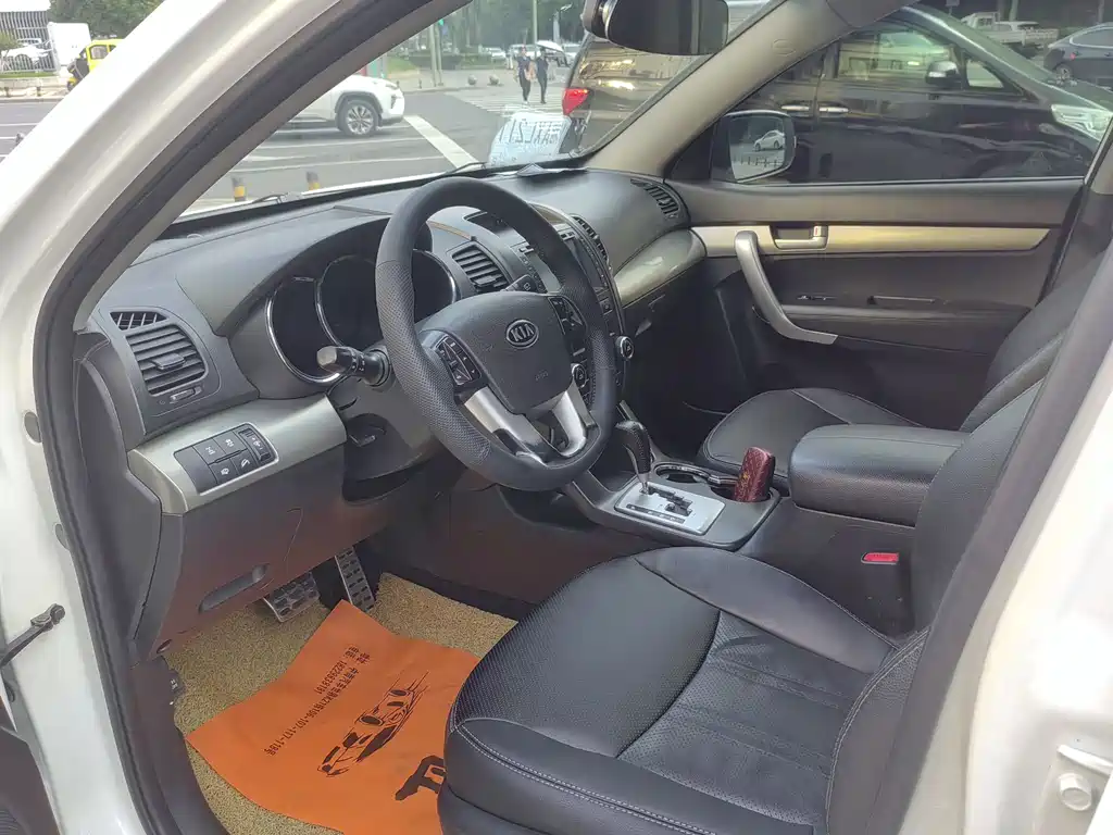 Sorento 索兰托 2012款 2.2 T 柴油豪华版