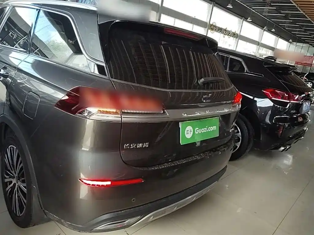 Changan Oshan X7 1.5 T Auto Premium