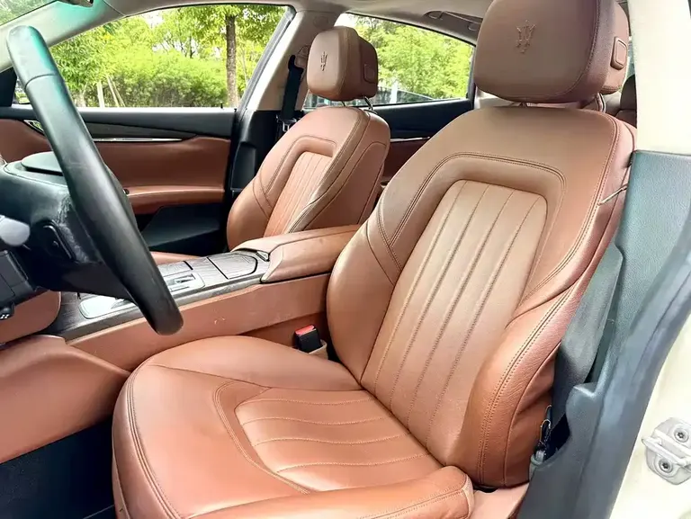 Maserati Quattroporte 3.0 T Standard