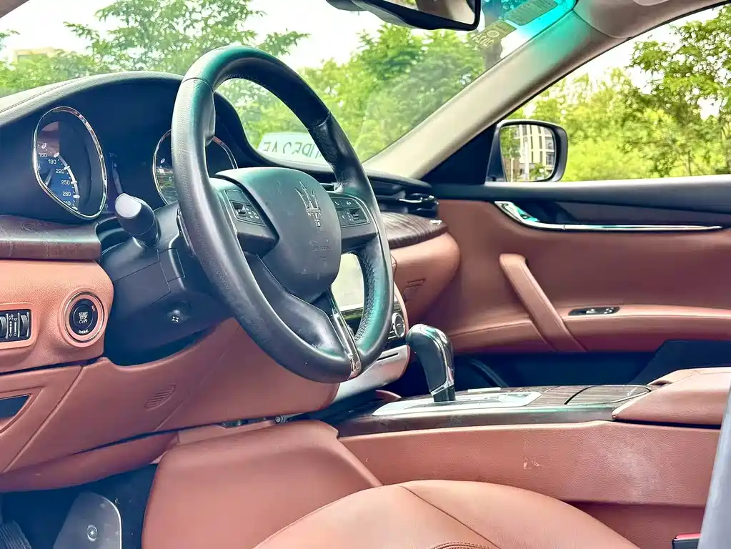 Quattroporte 3.0 T Standard