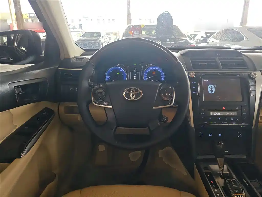 Camry Dual Engine 2.5 HG Luxury Navigation