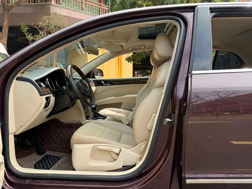 Superb 1.8 TSI Auto Grace