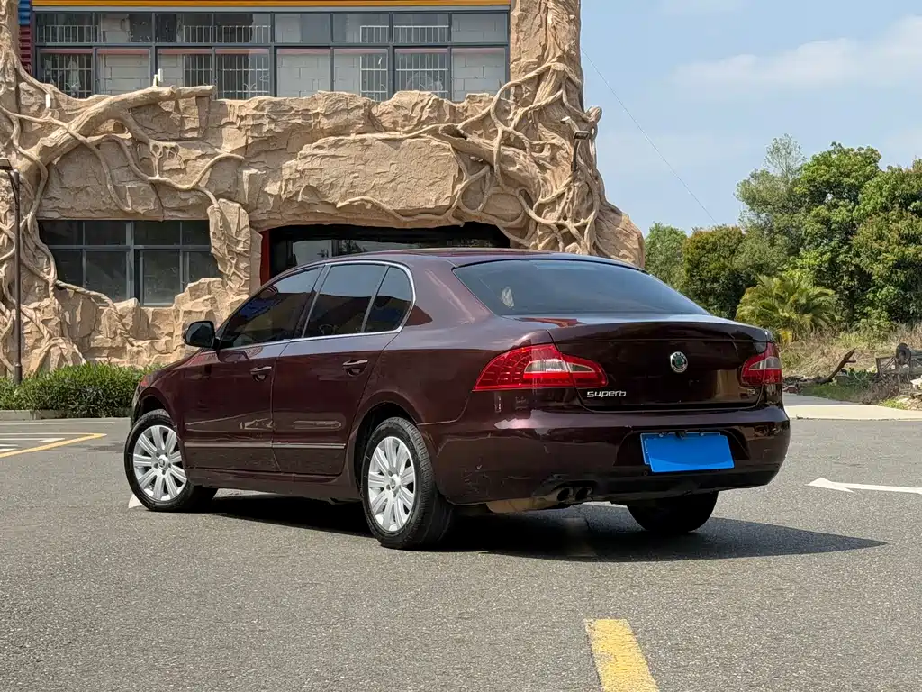 Superb 1.8 TSI Auto Grace