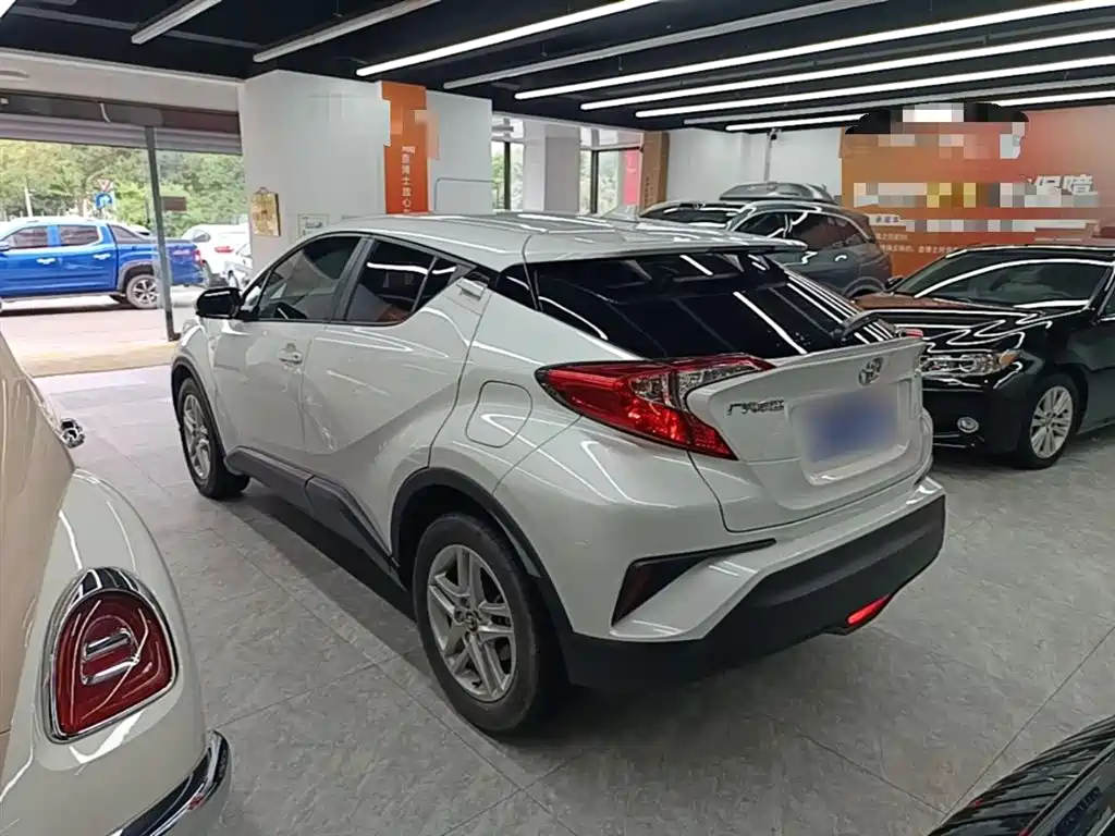 Toyota C-HR 2.0 L Comfort