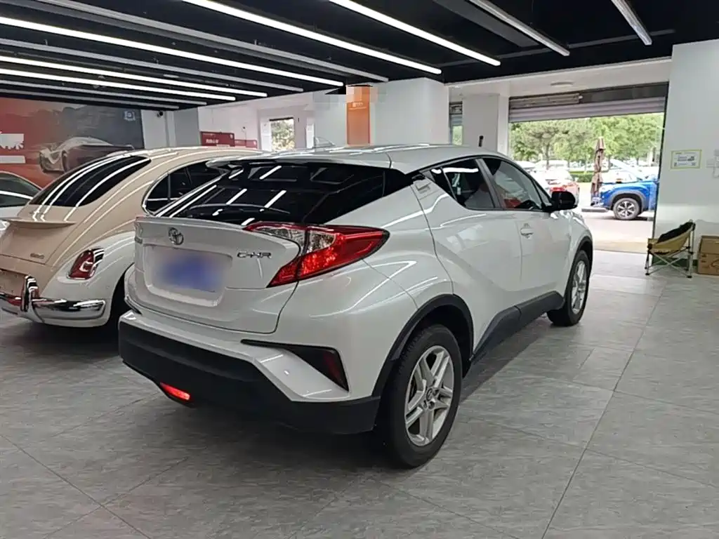 Toyota C-HR 2.0 L Comfort